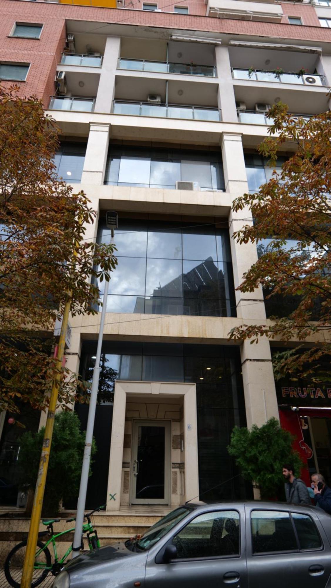 Top Location Kristi Apartments 05 Tirana Exterior photo